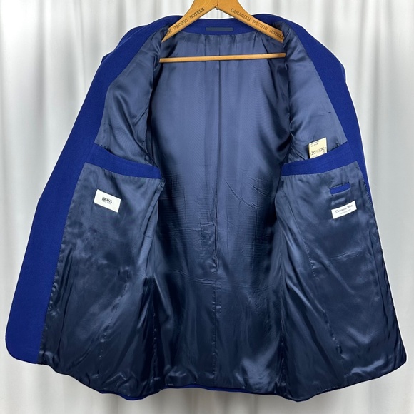 Vintage 1990's ‘BOSS by Hugo Boss' Wool Cashmere Peacoat in Cobalt Blue • Medium - Picture 9 of 11